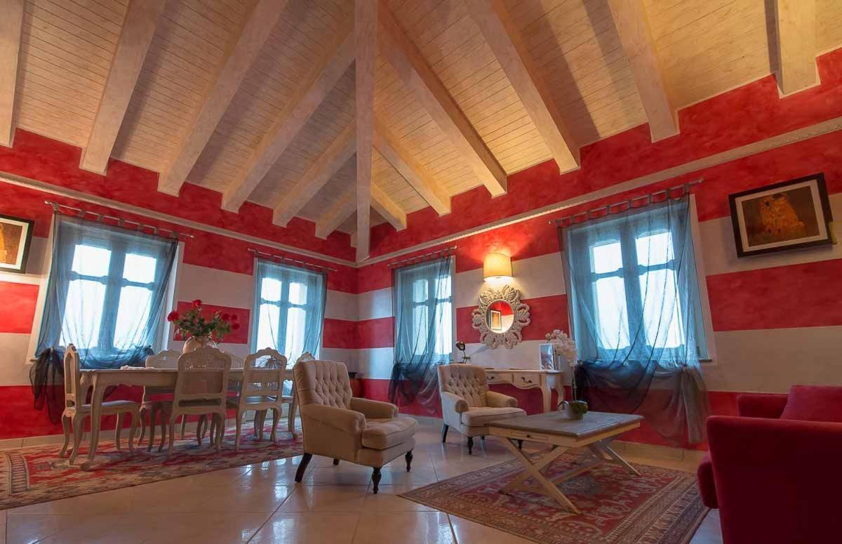 Villa Morneto Vignale Esterno foto